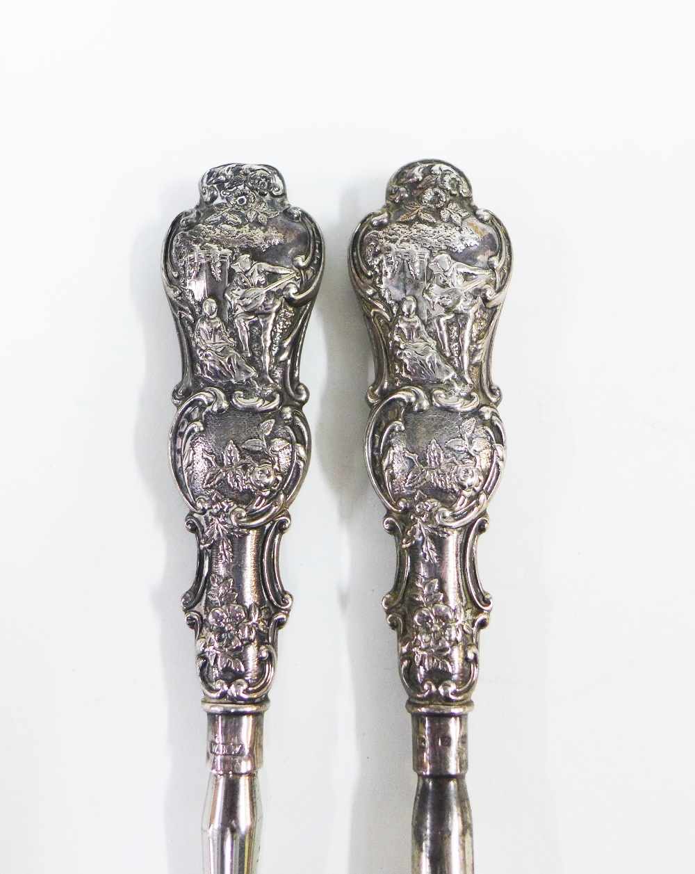 Edwardian silver handled button hook and shoe horn set, Birmingham 1905,in fitted case together with - Image 4 of 6