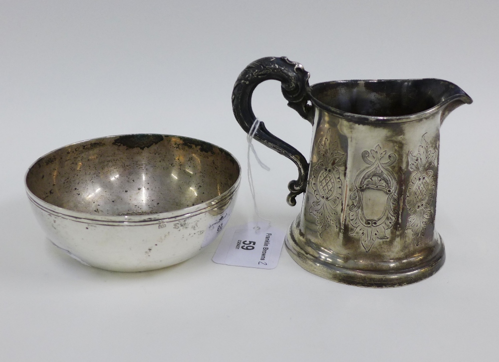 Eastern silver bowl, stamped 800, 11cm wide together with a white metal cream jug, (2) - Bild 2 aus 4