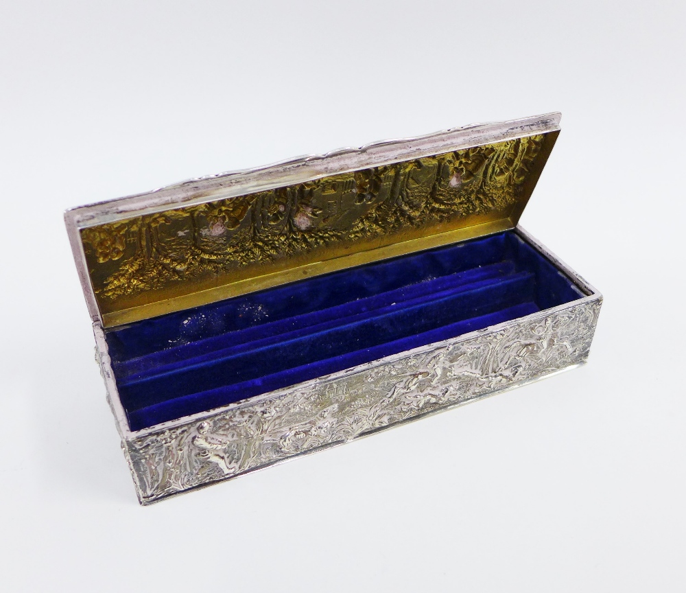 Late Victorian silver box, the side embossed with fox hunting scene, with figures to the lid, Thomas - Image 3 of 4