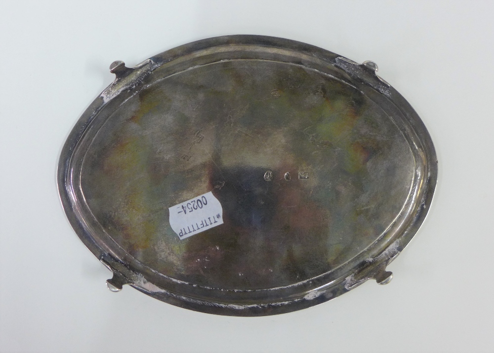 Silver card tray of oval outline Newcastle - Bild 3 aus 4