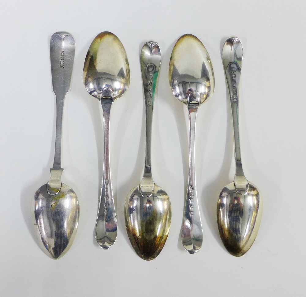 Set of four Georgian silver table spoons, Old English pattern, William & Patrick Cunningham, - Bild 2 aus 4