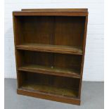 Oak open bookcase, 118 x 87cm