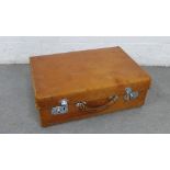 Vintage brown leather trave case, monogrammed HW tot he front, 46cm