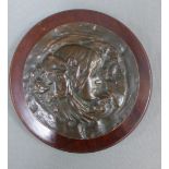 Art Nouveau circular bronze plaque, 19cm diameter