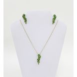 Silver gilt chrome diopside and paste set earrings and matching pendant on a trace link chain, (2)