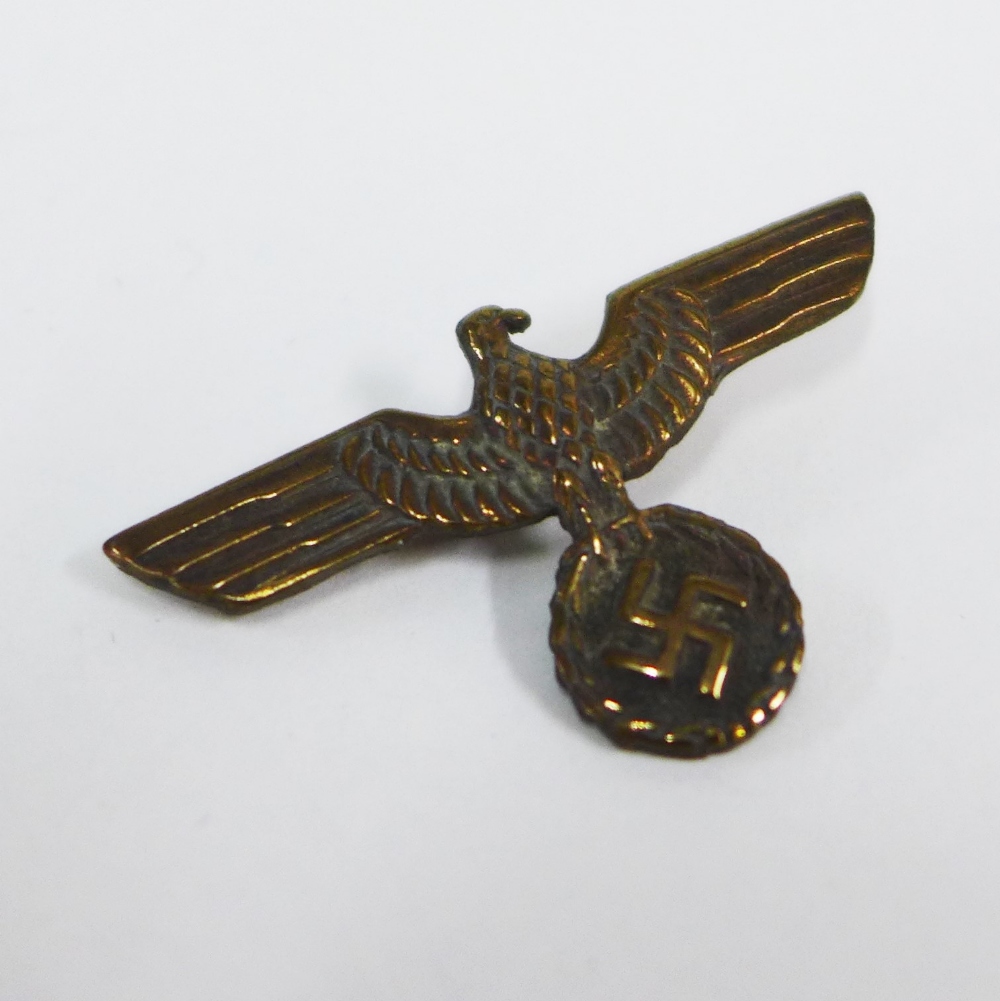 WWII German Nazi lapel badge and a RAF brooch by Gaunt, London, 5.5cm (2) - Image 2 of 3