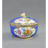 Meissen porcelain jar and cover with a flowerhead finial to the lid, blue crossed swords marks, 12cm