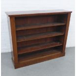 Early 20th century mahogany open bookcase, with adjustable shelves, 104 x 124 x 32cm