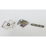 Edinburgh silver and amethyst brooch, makers mark MJ, Edinburgh 2000, silver bar brooch by Malcolm