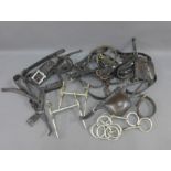 Collection of vintage leather horse reins and bridles, etc (a lot)