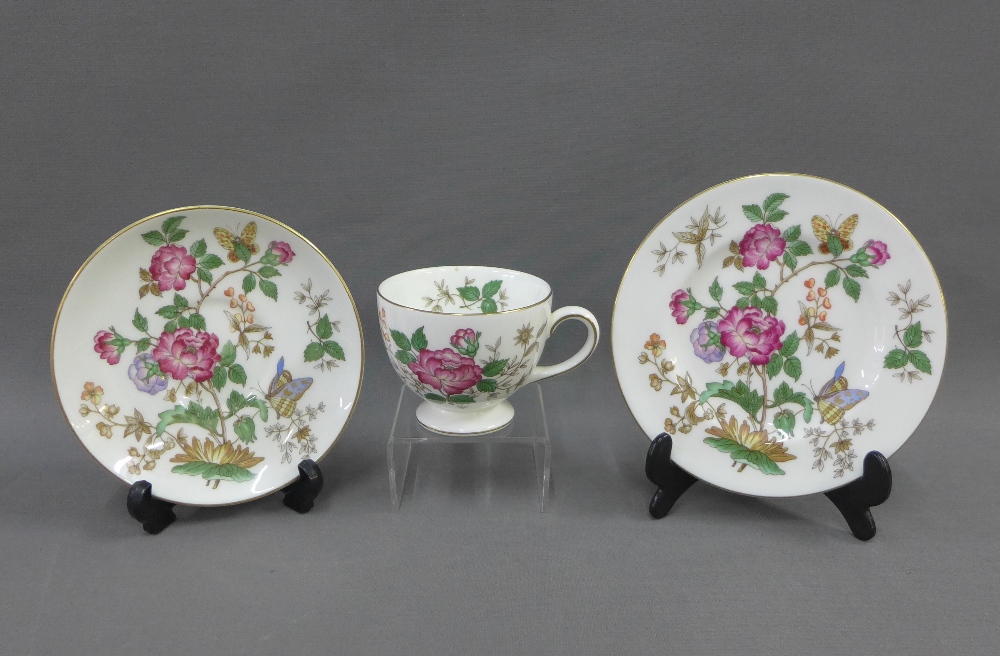 Wedgwood Charnwood pattern dinner service and tea set, comprising eight dinner plates, ten smaller - Image 3 of 3