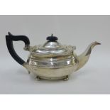 George V silver teapot, Sheffield 1927, approx 755g