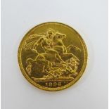 Queen Victoria 1886 full gold sovereign