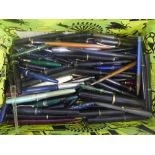 A quantity of vintage fountain pens and pencils etc to include Conway Stewart, Parker, oversized