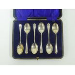 George V cased set of six silver teaspoons, Chester 1921 (6)