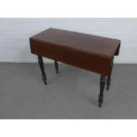 19th century mahogany Pembroke table of narrow proportions on turned legs, 97 x 74 x 77cm (open) and