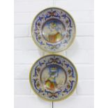 A pair of La Giaconda, Deruta, Italian pottery wall plates, 23cm diameter (2)
