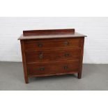 Early 20th century ledgeback chest 92 x 75 x 47cm