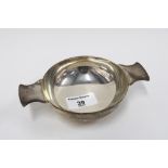 Contemporary Scottish silver quaich by Hamilton & Inches, Edinburgh 1993, 16cm