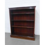 Mahogany open bookcase, 102 x 123 x 31cm