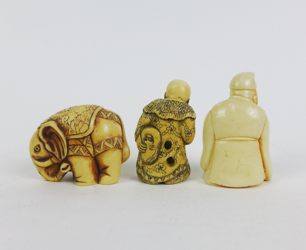 Six various resin netsukes to include an elephant, cobra and a cat, etc, tallest 6cm (6) - Image 3 of 5