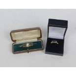9ct gold cameo brooch and a 9ct gold dress ring (2)