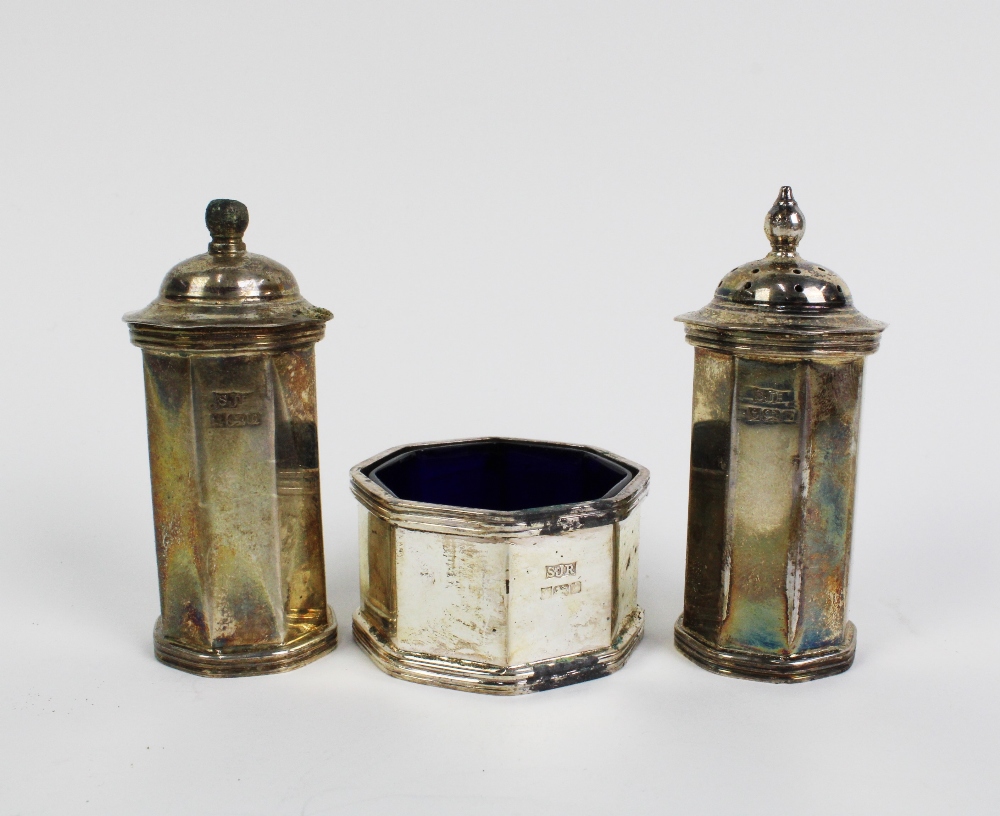 Silver bell with filigree handle, London 1987, boxed together with a three piece silver condiments - Image 4 of 4