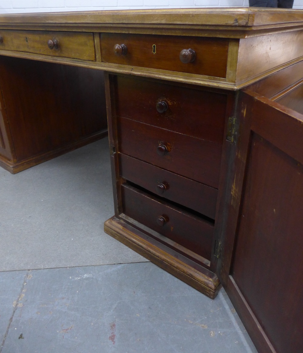 Mahogany partner's desk, the rectangular top with a pale blue leather skivver, with a drawer to each - Image 6 of 8