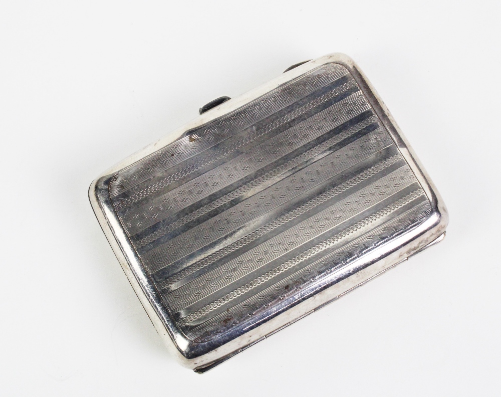 Early 20th century Birmingham silver cigarette case - Image 4 of 4