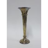 Edwardian silver vase, Sheffield 1907, weighted base, 22cm