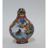 Chinese painted enamel snuff box with Qianlong mark but likely later, 6.5cm high