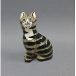 Griselda Hill Pottery Wemyss pottery style cat, 9cm