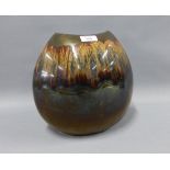 Modern Poole pottery vase with a lustrous glaze, 25cm