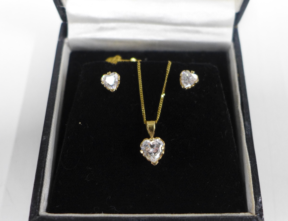 14ct gold heart shaped CZ pendant necklace and matching earrings