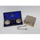 Silver box with engine turned lid, Birmingham 1954, 10cm, cased set of two Chester silver salts,