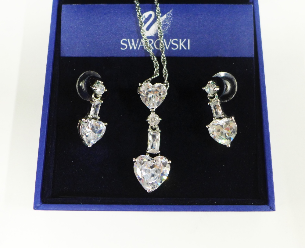 Swarovski crystal pendant necklace and matching earrings (2)