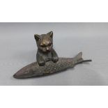 Bronze cat and fish pen tray, 21cm long