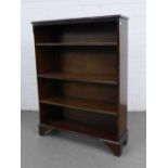 Mahogany open bookcase with adjustable shelves, 91 x 120cm