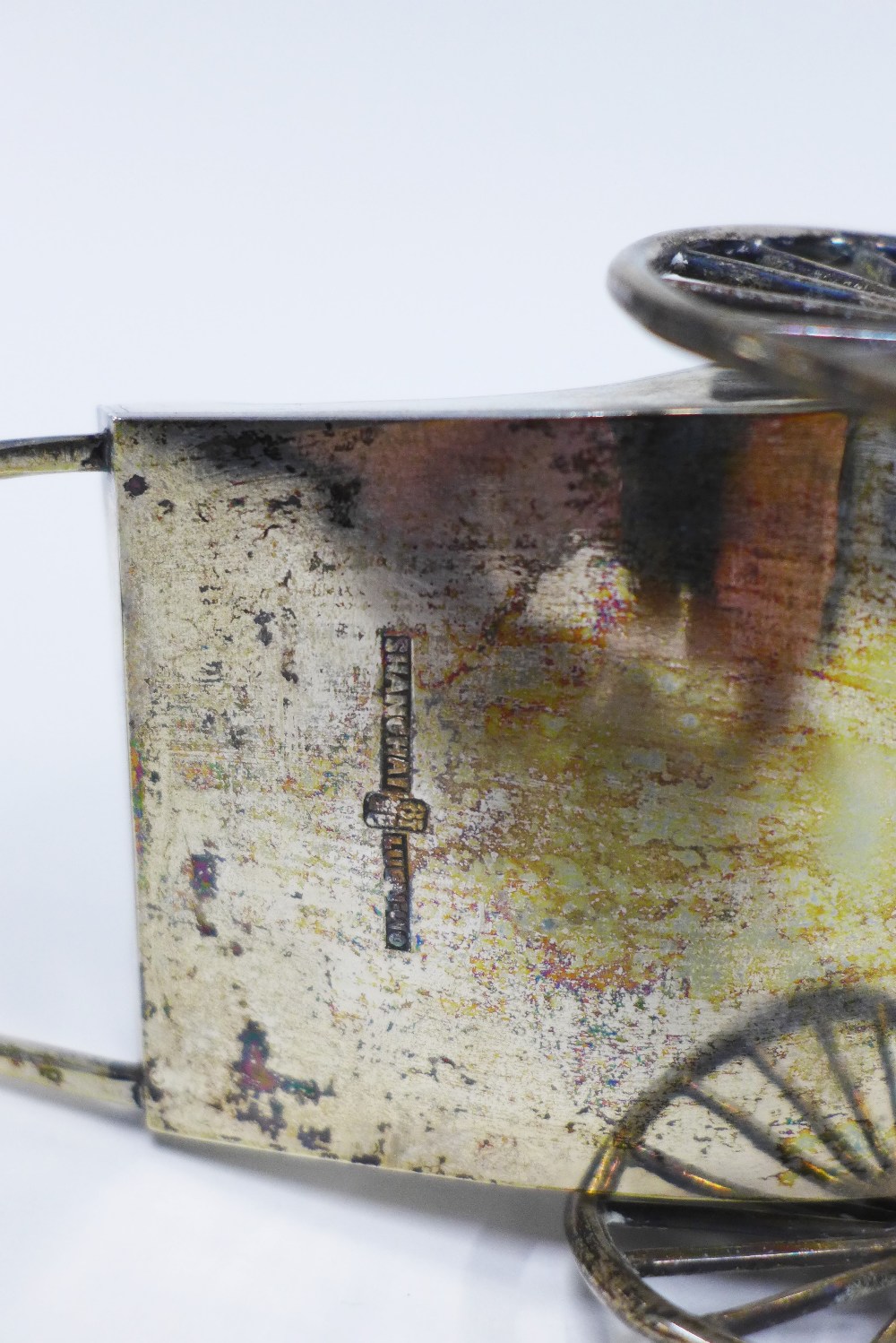 Luen-Wu, Shanghai, a Chinese silver rickshaw with cruets, stamped marks to base, 19cm long - Image 4 of 4