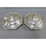 A pair of Epns octagonal serving dishes with glass liners 32cm (2)