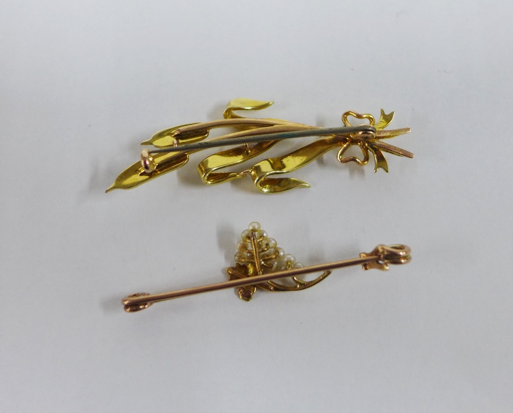 Victorian gold and pearl set bull rush brooch together with a Victorian gold and pearl set brooch - Image 3 of 3