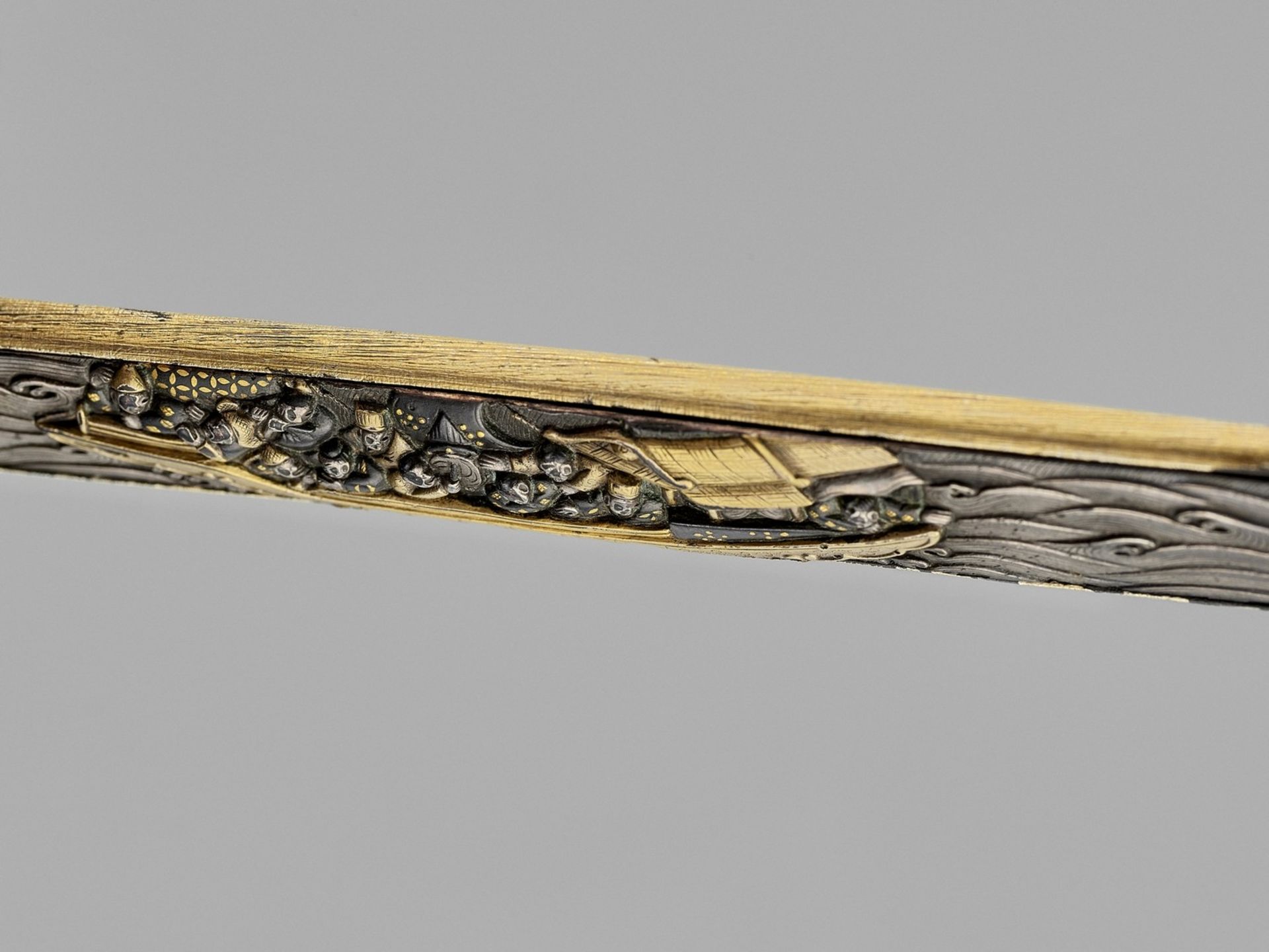 A FINE GILT SHIBUICHI KOZUKA WITH PLEASURE BOAT - Image 4 of 4