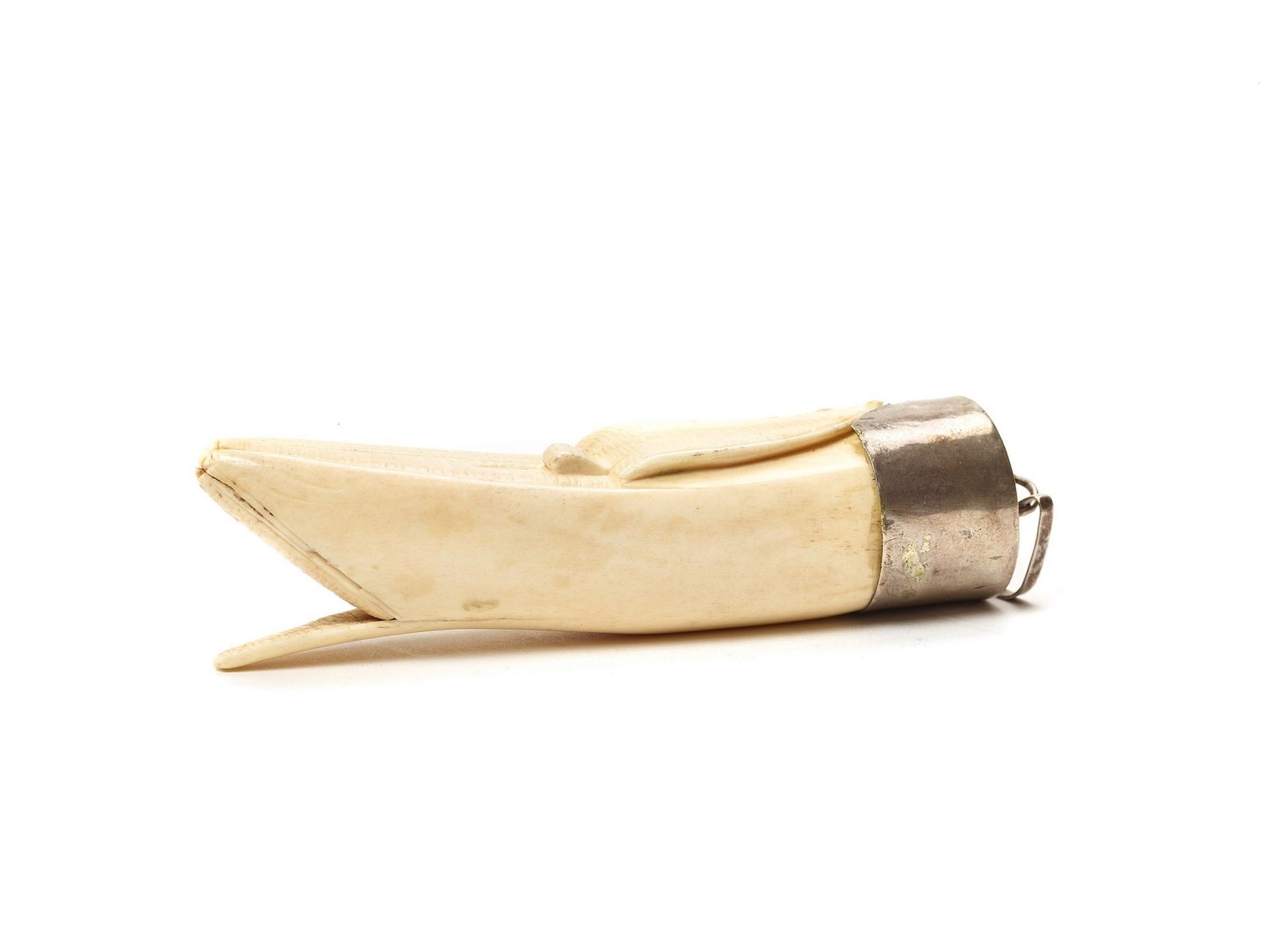 AN IVORY OKIMONO OF A PEELING BANANA WITH SILVER MOUNT - Image 2 of 4