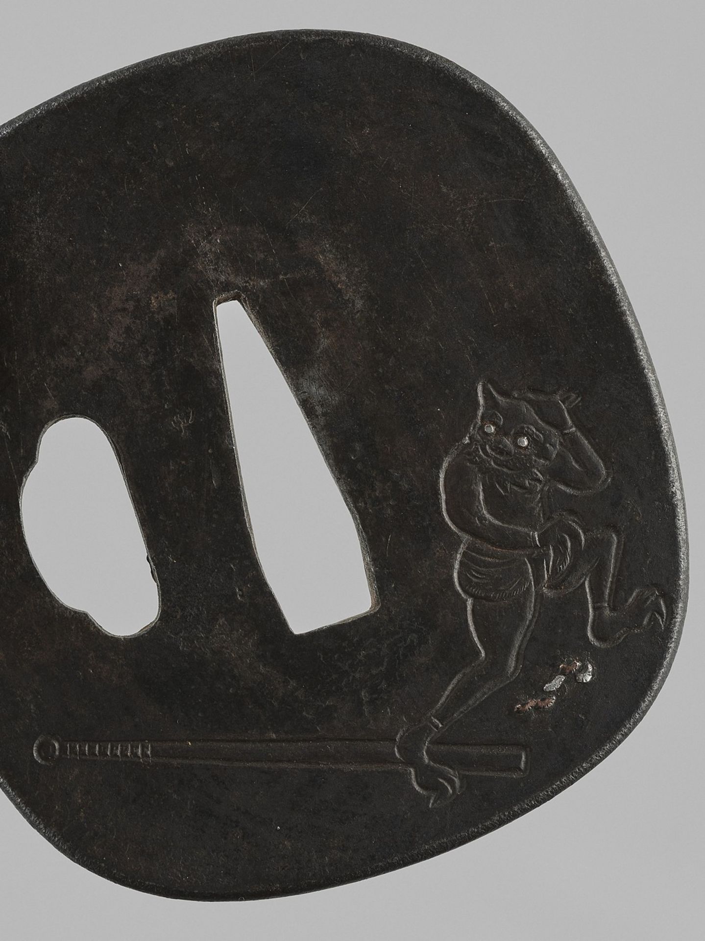 AN IRON TSUBA DEPICTING SHOKI AND ONI - Image 4 of 4