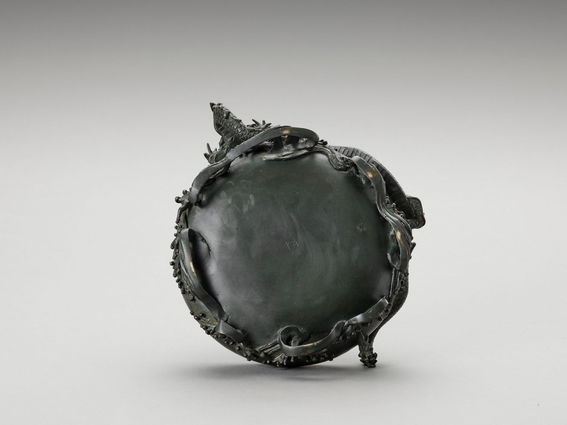 NOGAWA: A RARE BRONZE ‘DRAGON’ BOWL - Image 6 of 7