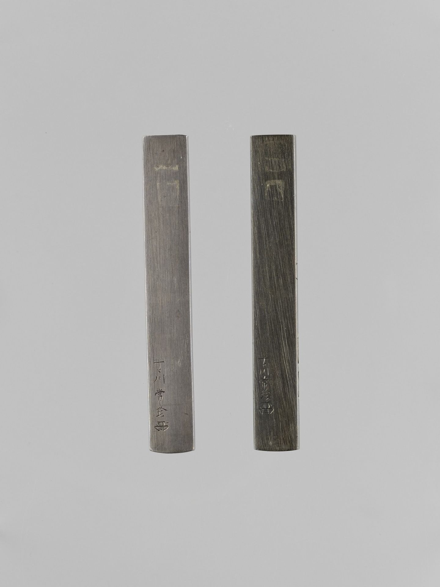 TWO YOKOYA SCHOOL SILVER KOZUKA AND ONE SENTOKU KOZUKA - Image 7 of 9