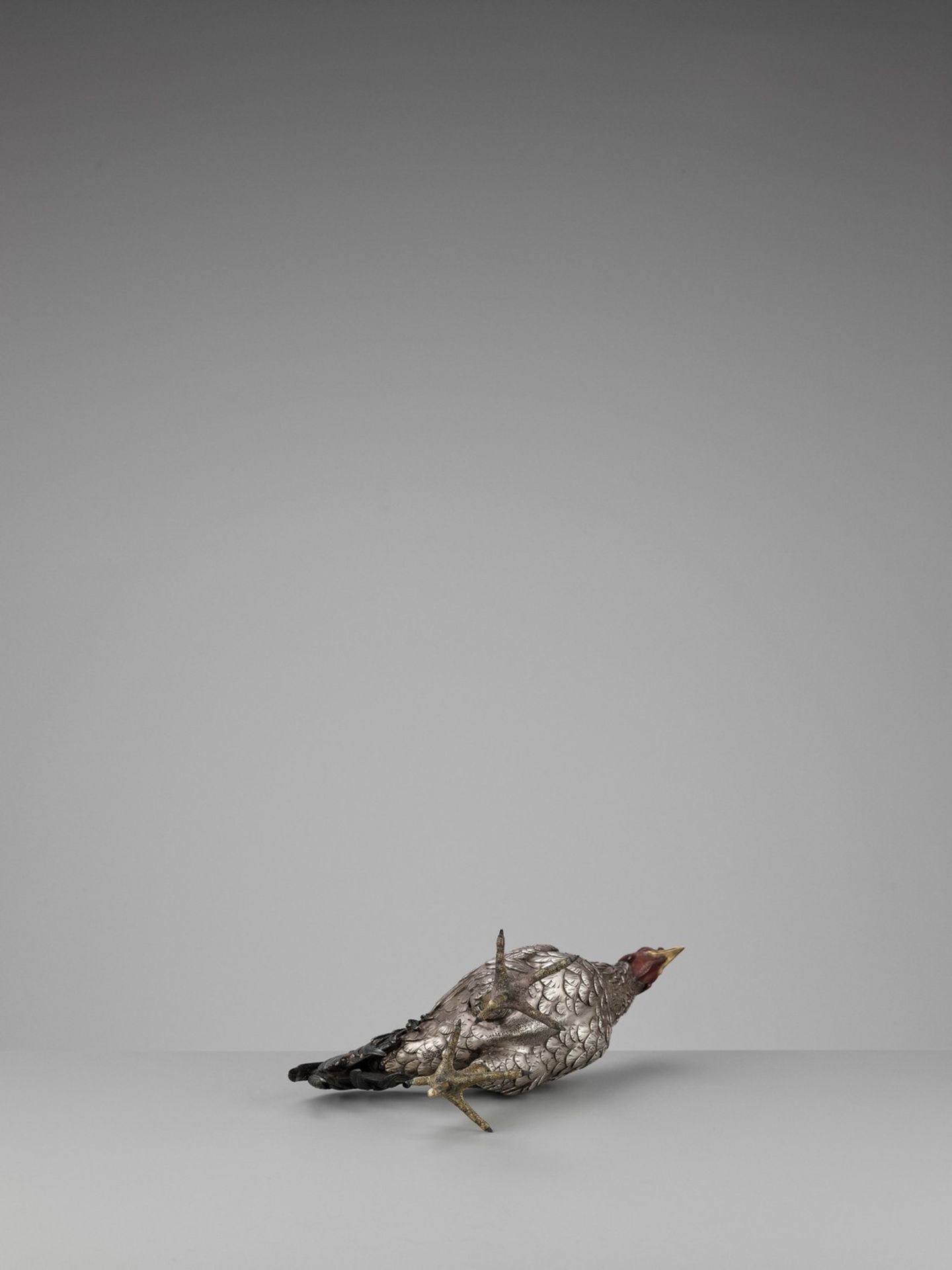 SEIYA: AN UNUSUAL AND RARE PARCEL-GILT SILVERED BRONZE OKIMONO OF A COCKEREL - Image 12 of 14