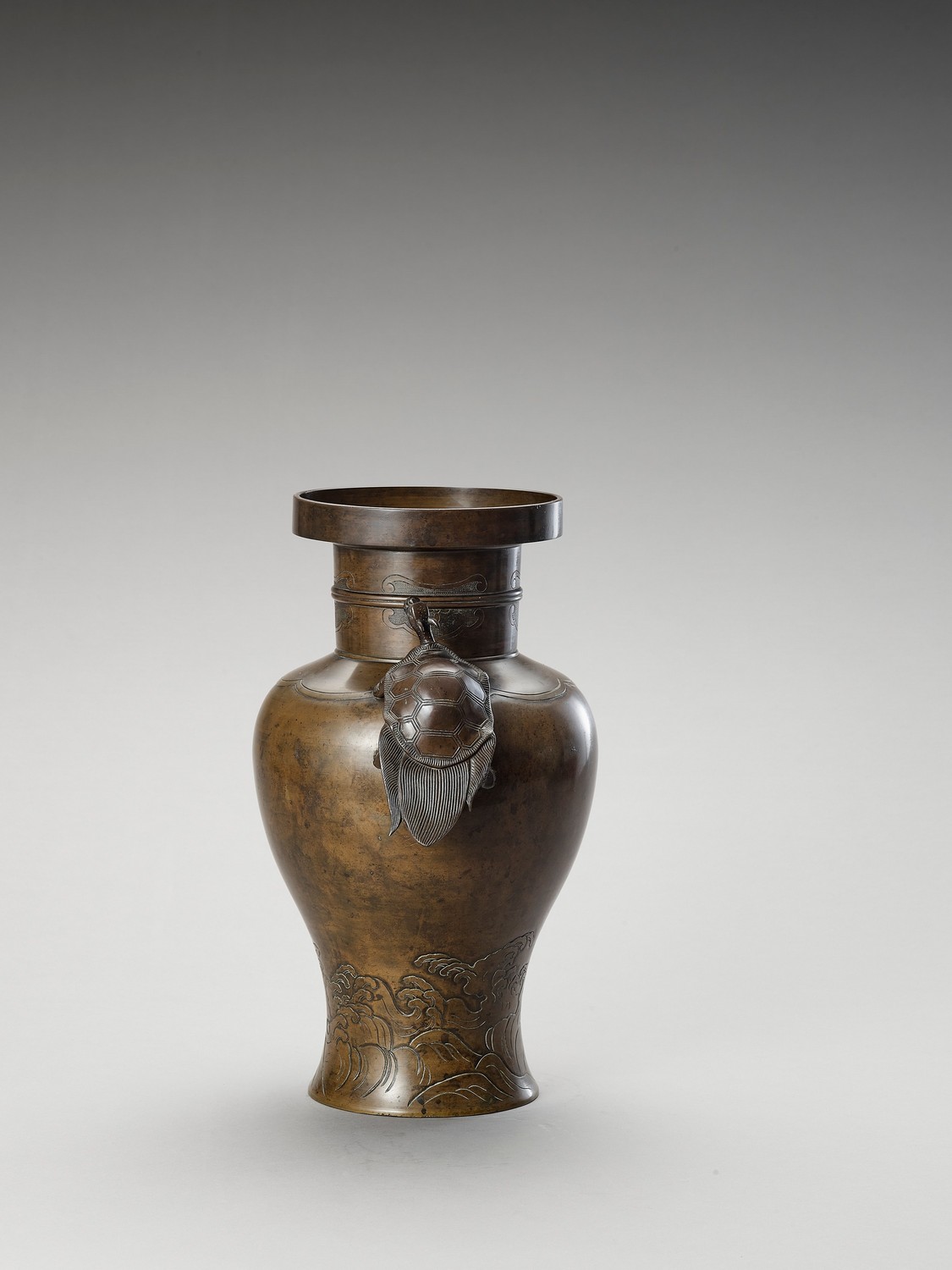 A BRONZE BALUSTER VASE WITH MINOGAME AND WAVES - Image 2 of 8