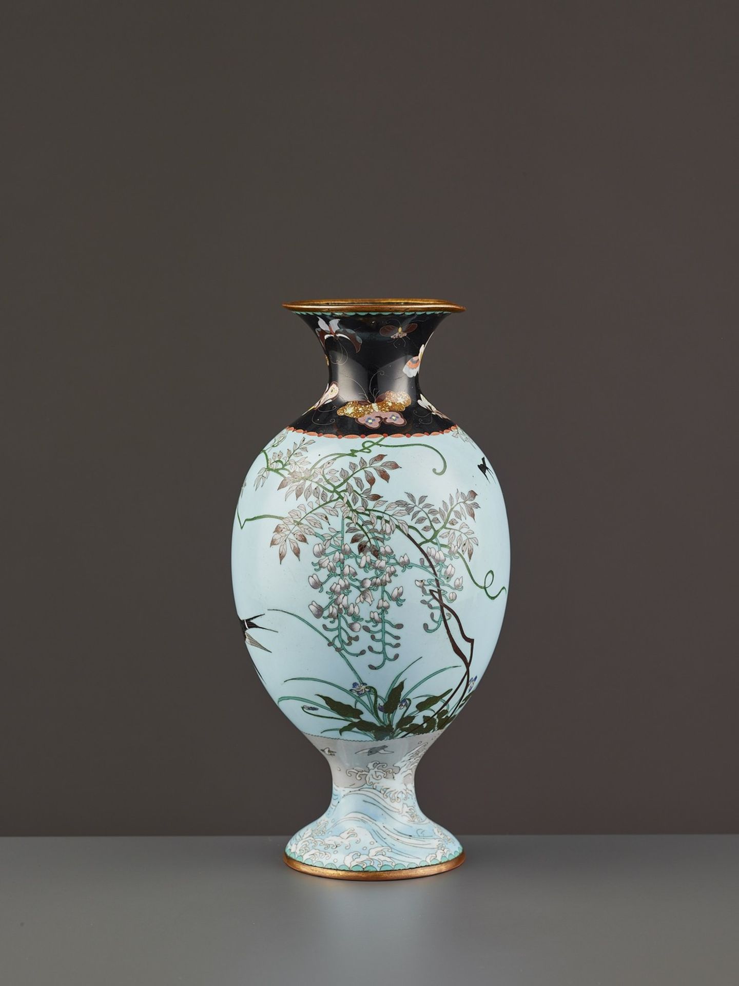 A YASUYUKI STYLE CLOISONNÉ VASE - Image 3 of 11