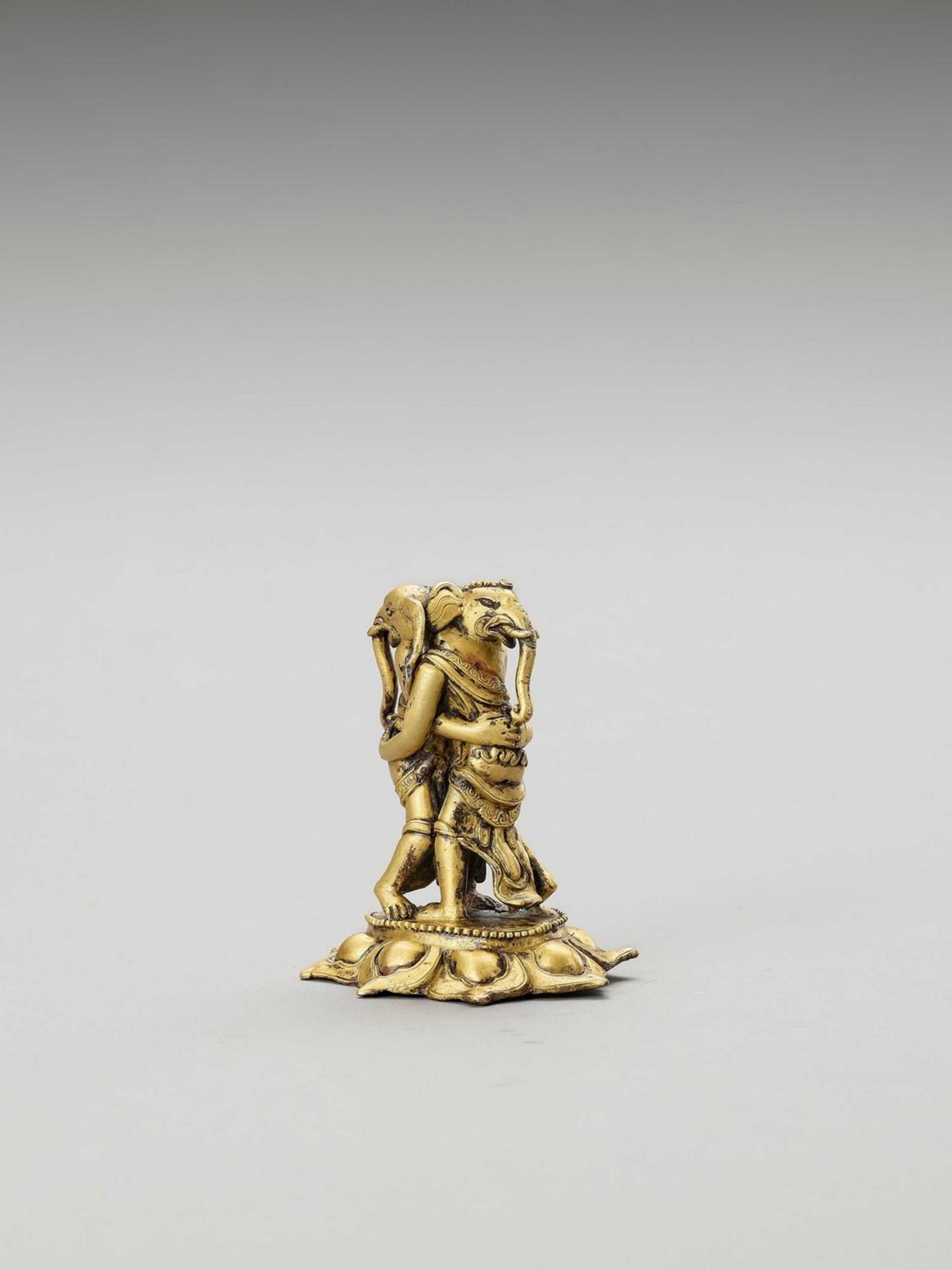 A GILT BRONZE FIGURE OF TWO ELEPHANT HEADED DEITIES, KANGITEN - Image 2 of 5